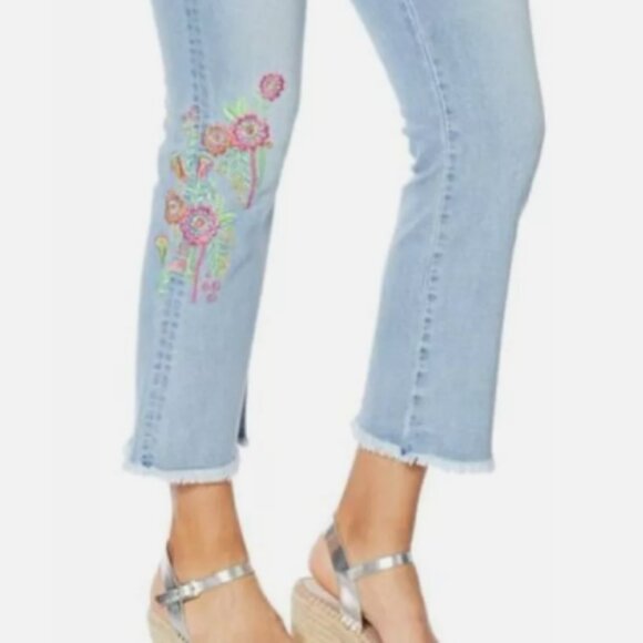 DG2 Diane Gilman Neon Embroidered Flare Crop Jeans Raw Hem Chambray size 6 - Picture 1 of 4
